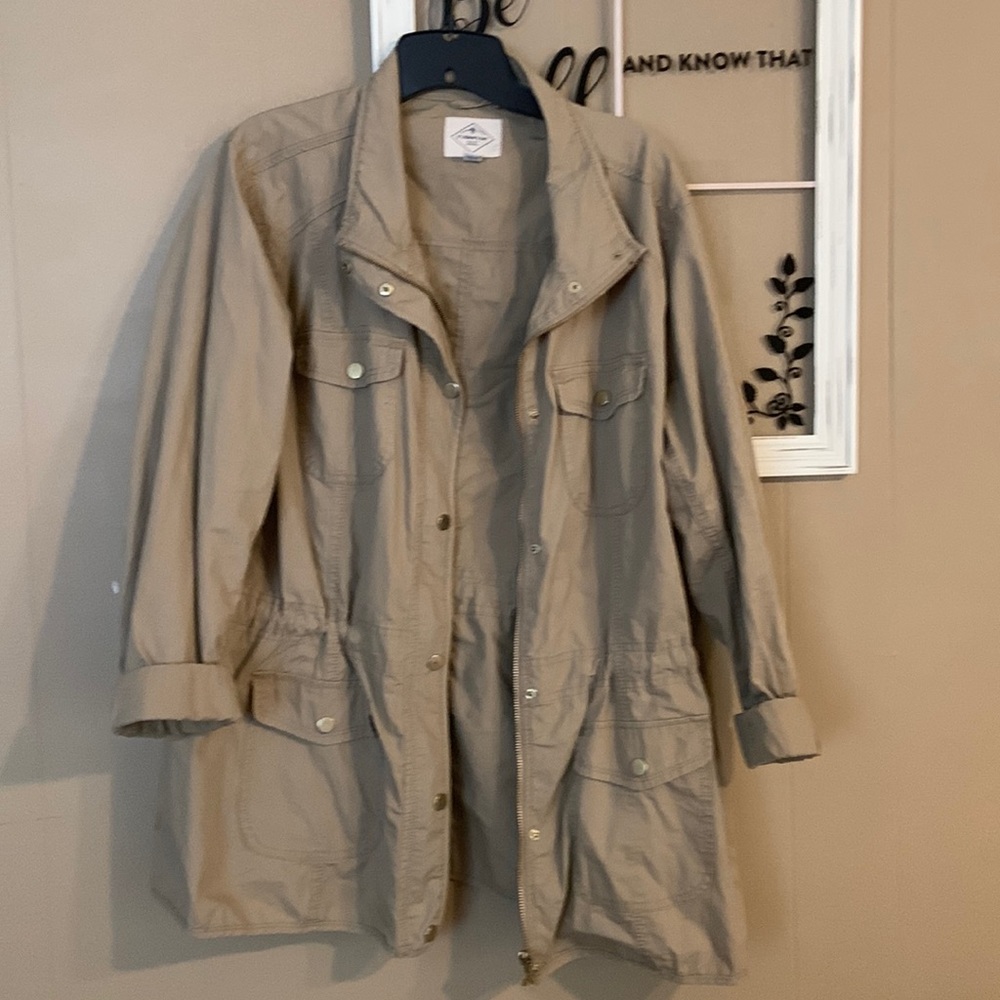Lightweight jacket